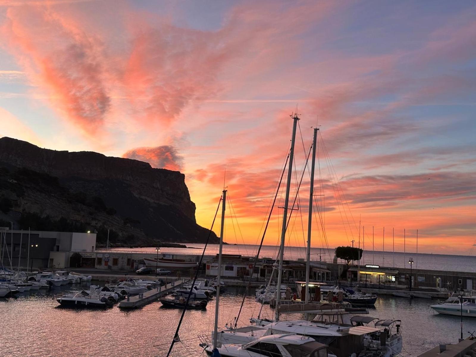 Cassis, Le Grand Bleu, Triplex Vue Mer, Port Plage 10Mn A Pieds Εξωτερικό φωτογραφία